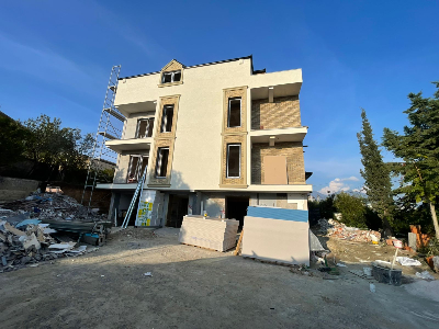 Rinovimi total i baneses 3 kateshe Rinovimi total i baneses 3 kateshe